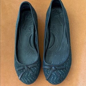 Born Black Crocheted Textured Women's Ballet Flats Sz. 7